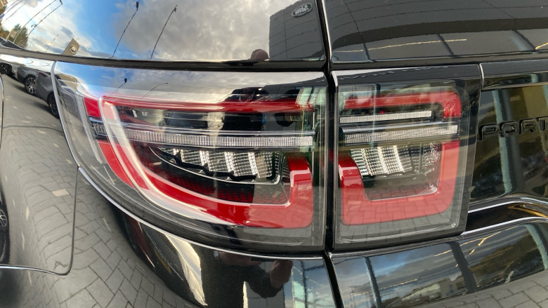 Land Rover Discovery Sport 1.5 P300e Dynamic SE 5dr Auto [5 Seat] Station Wagon